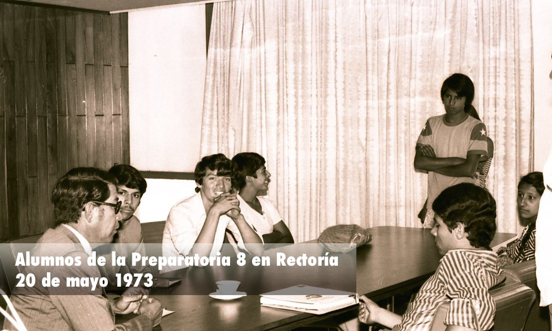 12 alumnos en rectoria 1973